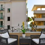 Luxury Bed & Breakfast 4*