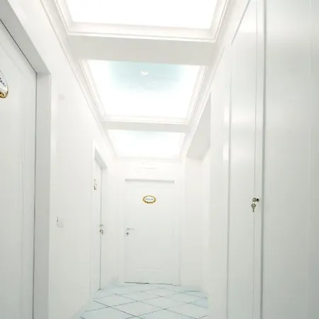 Luxury Bed & Breakfast 3*