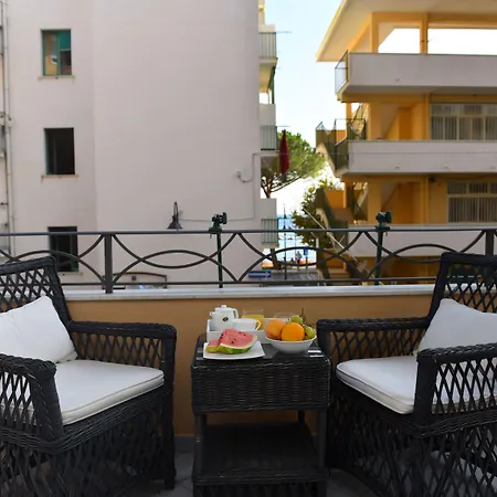 Luxury Alojamento de Acomodação e Pequeno-almoço Maiori
