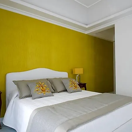 Luxury 4*
